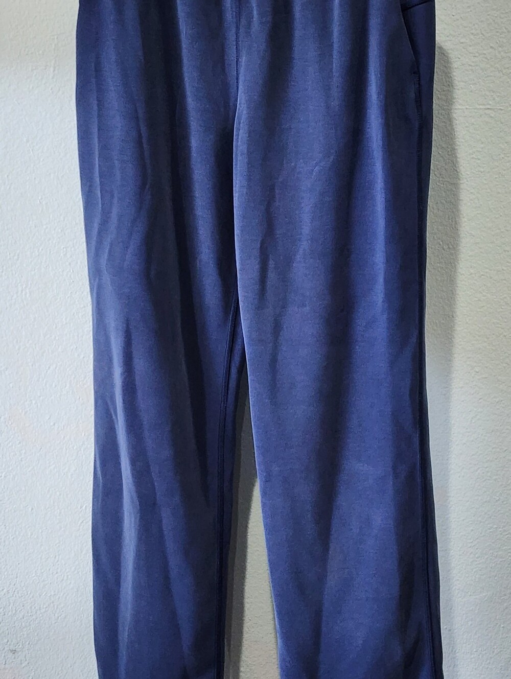 LULULEMON | Softstreme High-Rise Pant | True Navy | Size 8 Regular - Picture 6 of 10